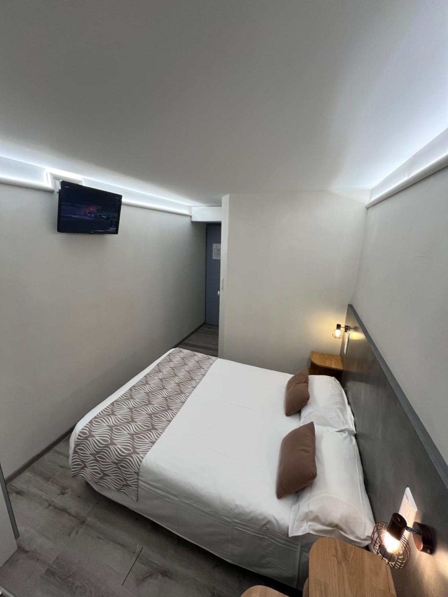 Nouvel Hotel Lons-le-Saunier Zewnętrze zdjęcie