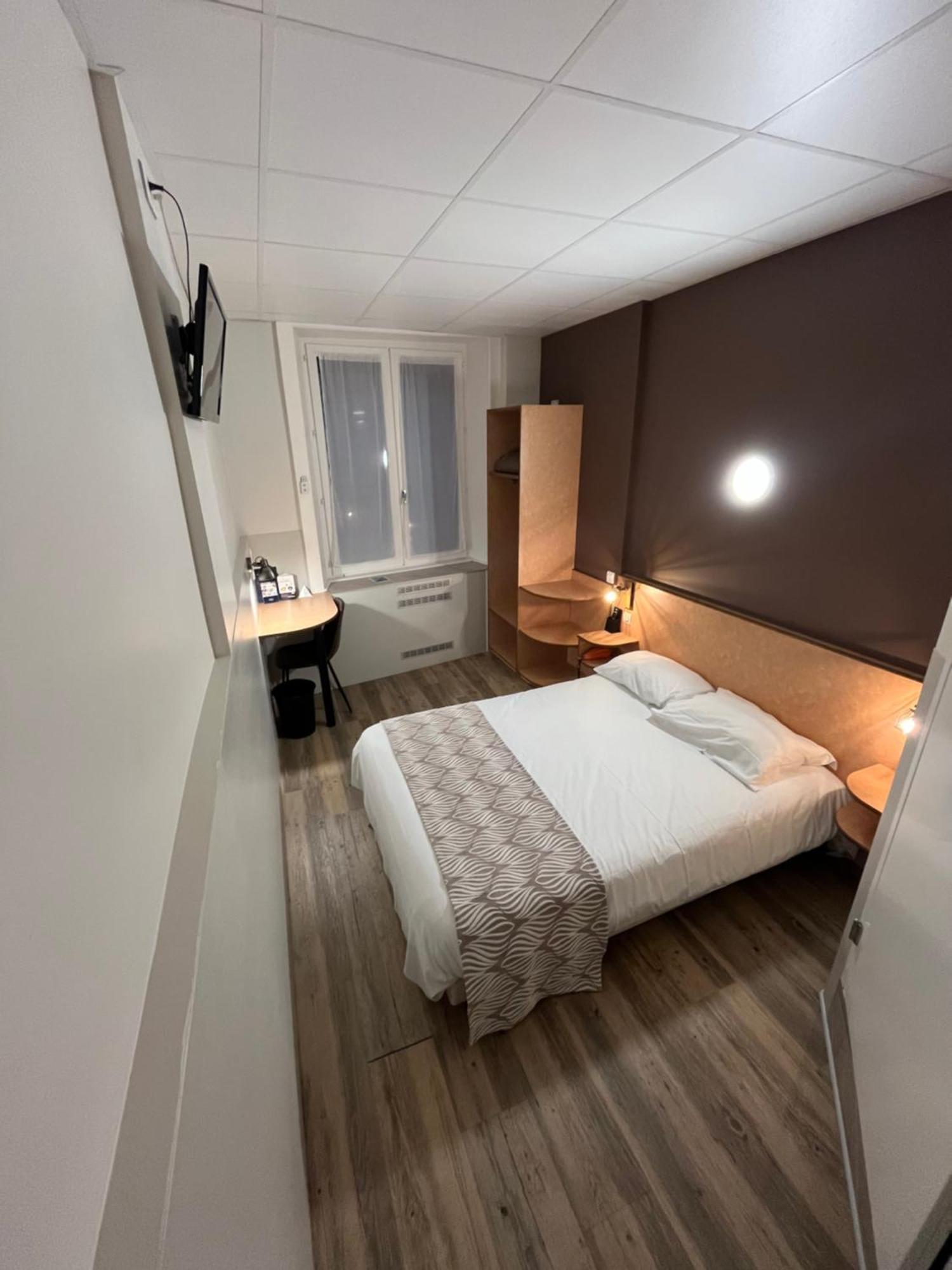 Nouvel Hotel Lons-le-Saunier Zewnętrze zdjęcie